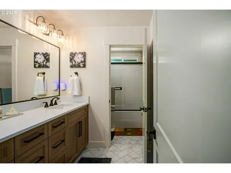 677 NW Crater Lake Drive Dallas OR 97338