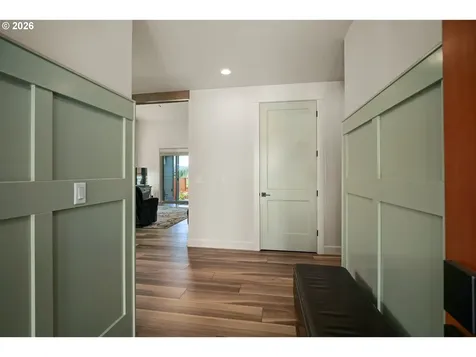 677 NW Crater Lake Drive Dallas OR 97338