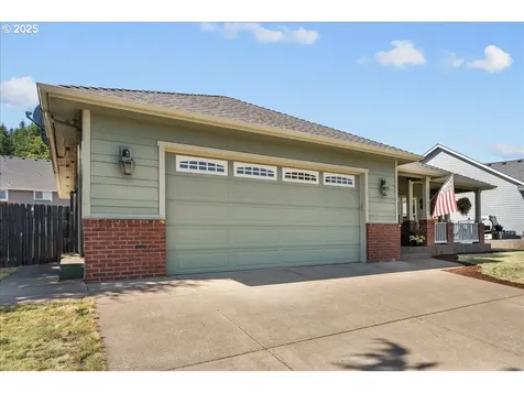 1535 Lakeview Drive Silverton OR 97381