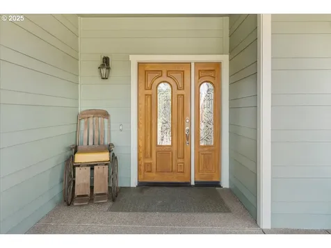 1535 Lakeview Drive Silverton OR 97381