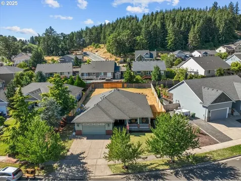 1535 Lakeview Drive Silverton OR 97381