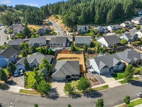 1535 Lakeview Drive Silverton OR 97381