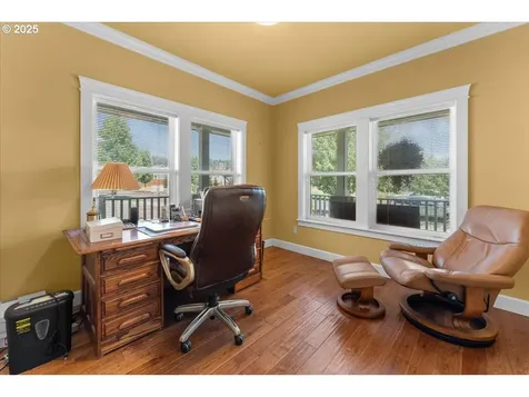 1535 Lakeview Drive Silverton OR 97381