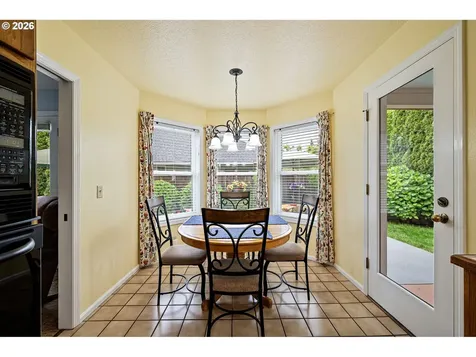 2101 Kingfisher Way Eugene OR 97401
