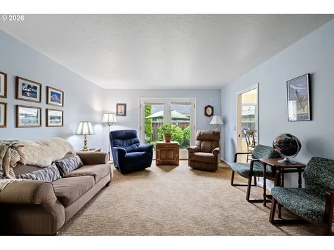2101 Kingfisher Way Eugene OR 97401