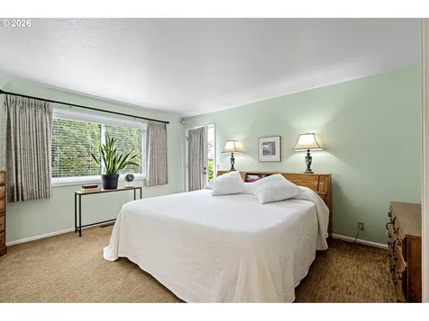 2101 Kingfisher Way Eugene OR 97401
