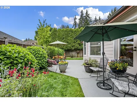 2101 Kingfisher Way Eugene OR 97401