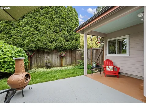 2101 Kingfisher Way Eugene OR 97401
