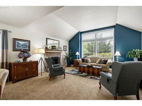 2101 Kingfisher Way Eugene OR 97401