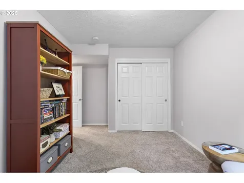 1703 NW Wonderview Avenue Gresham OR 97030
