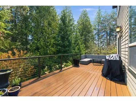 1645 SW Joshua Street Portland OR 97219