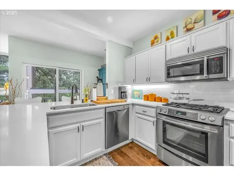 4401 Thunder Vista Lane Lake Oswego OR 97035
