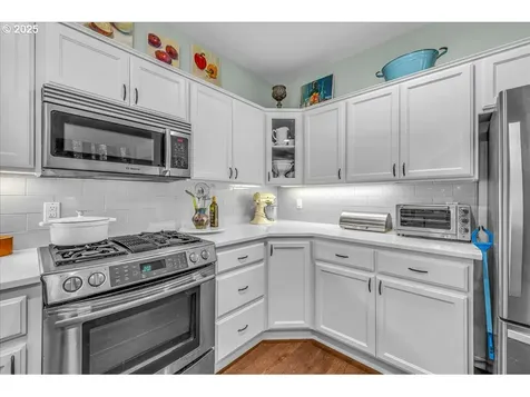 4401 Thunder Vista Lane Lake Oswego OR 97035