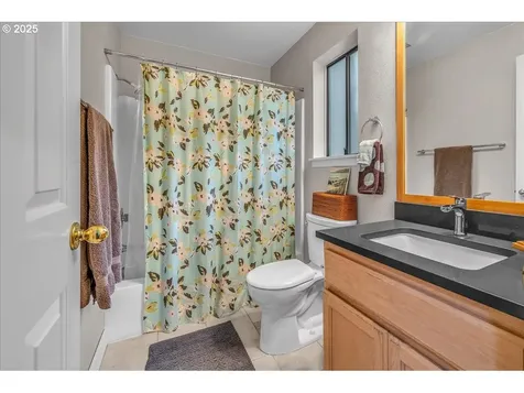 4401 Thunder Vista Lane Lake Oswego OR 97035