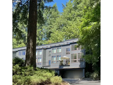 4401 Thunder Vista Lane Lake Oswego OR 97035