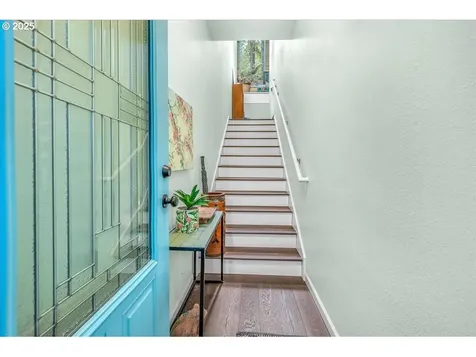 4401 Thunder Vista Lane Lake Oswego OR 97035