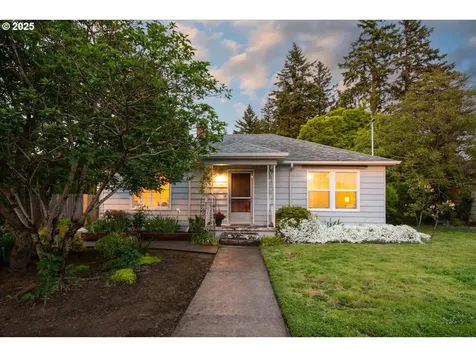 706 SE 135th Avenue Portland OR 97233