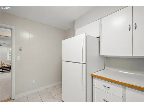 706 SE 135th Avenue Portland OR 97233