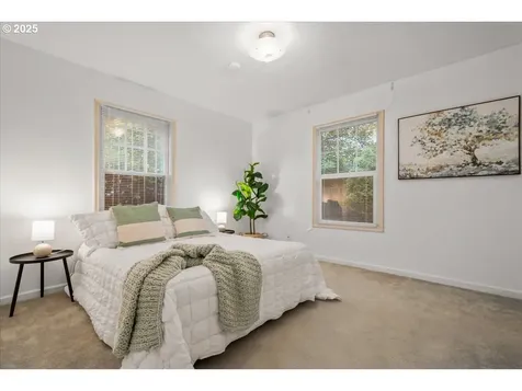 706 SE 135th Avenue Portland OR 97233