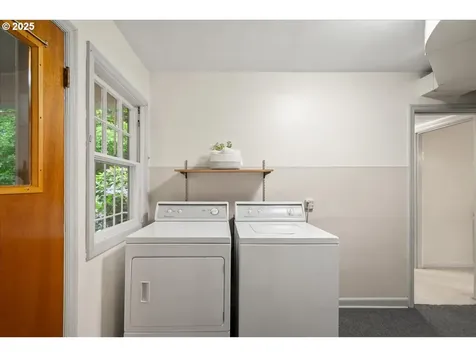 706 SE 135th Avenue Portland OR 97233