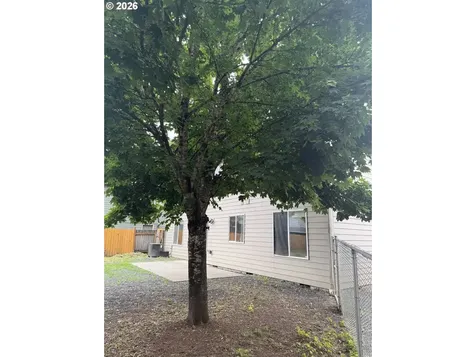 300 NW 12th Street Battle Ground WA 98604