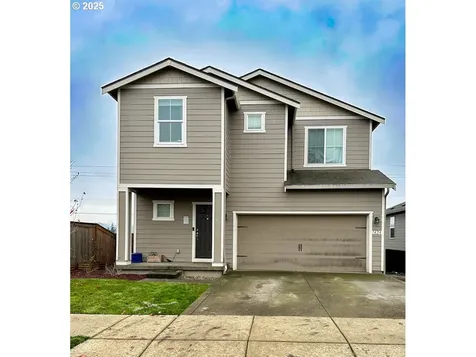 1424 W 11th Street La Center WA 98629