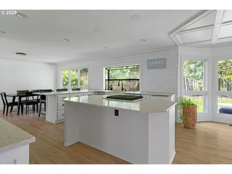 14335 Edenberry Drive Lake Oswego OR 97035