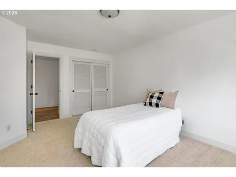 14335 Edenberry Drive Lake Oswego OR 97035