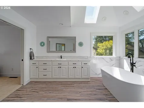 14335 Edenberry Drive Lake Oswego OR 97035