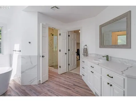 14335 Edenberry Drive Lake Oswego OR 97035