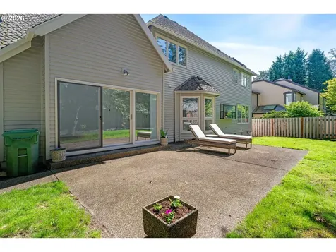 14335 Edenberry Drive Lake Oswego OR 97035