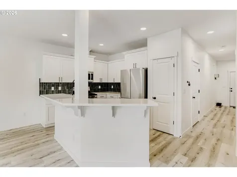 802 S 25th Avenue Cornelius OR 97113
