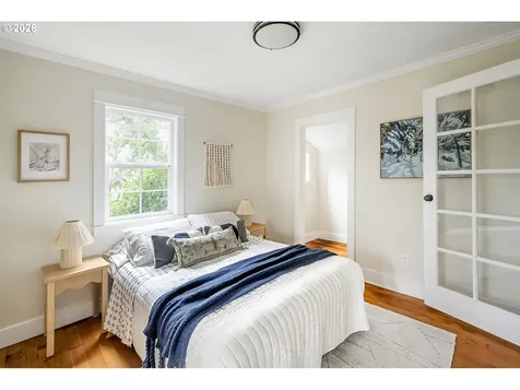 4525 SE Malden Drive Portland OR 97206