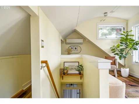 4525 SE Malden Drive Portland OR 97206