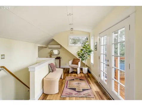 4525 SE Malden Drive Portland OR 97206