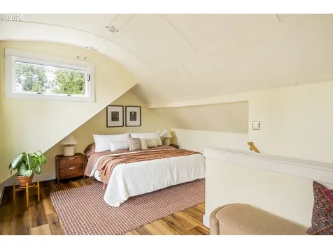 4525 SE Malden Drive Portland OR 97206
