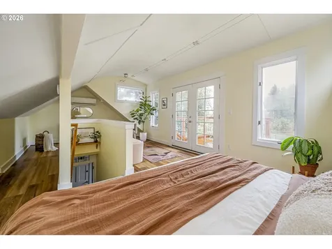 4525 SE Malden Drive Portland OR 97206