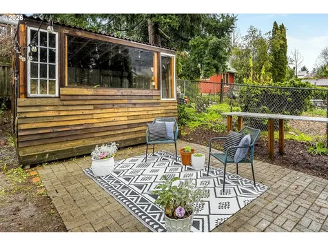 4525 SE Malden Drive Portland OR 97206
