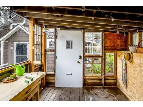 4525 SE Malden Drive Portland OR 97206