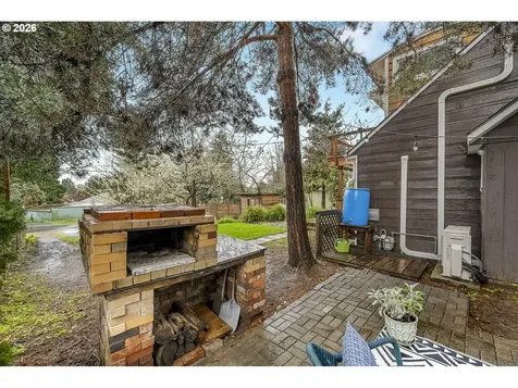 4525 SE Malden Drive Portland OR 97206