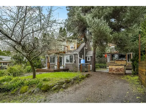 4525 SE Malden Drive Portland OR 97206