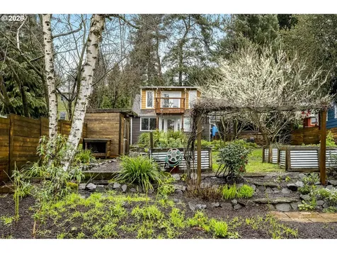 4525 SE Malden Drive Portland OR 97206