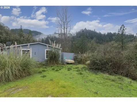 424 Aker Drive Myrtle Creek OR 97457