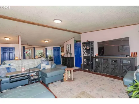 424 Aker Drive Myrtle Creek OR 97457