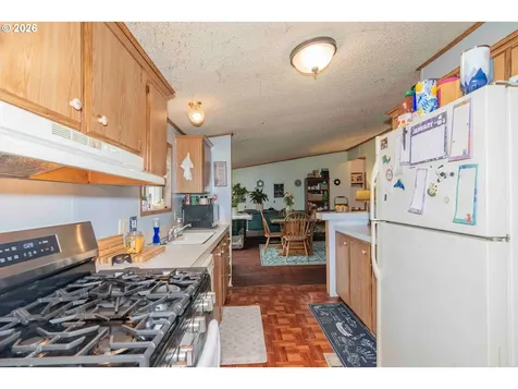 424 Aker Drive Myrtle Creek OR 97457