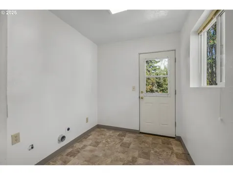 179 Yelton Drive Longview WA 98632