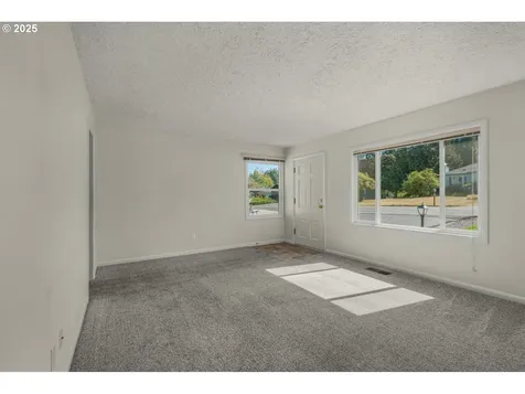 179 Yelton Drive Longview WA 98632