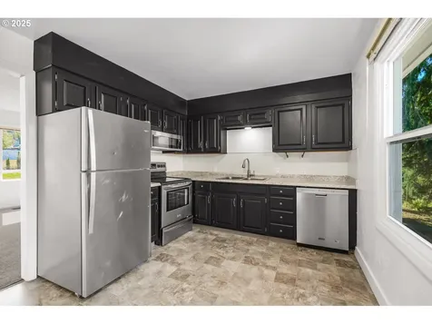 179 Yelton Drive Longview WA 98632
