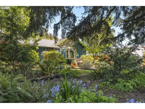 4136 SE 72nd Avenue Portland OR 97206