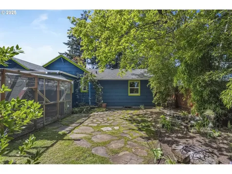 4136 SE 72nd Avenue Portland OR 97206